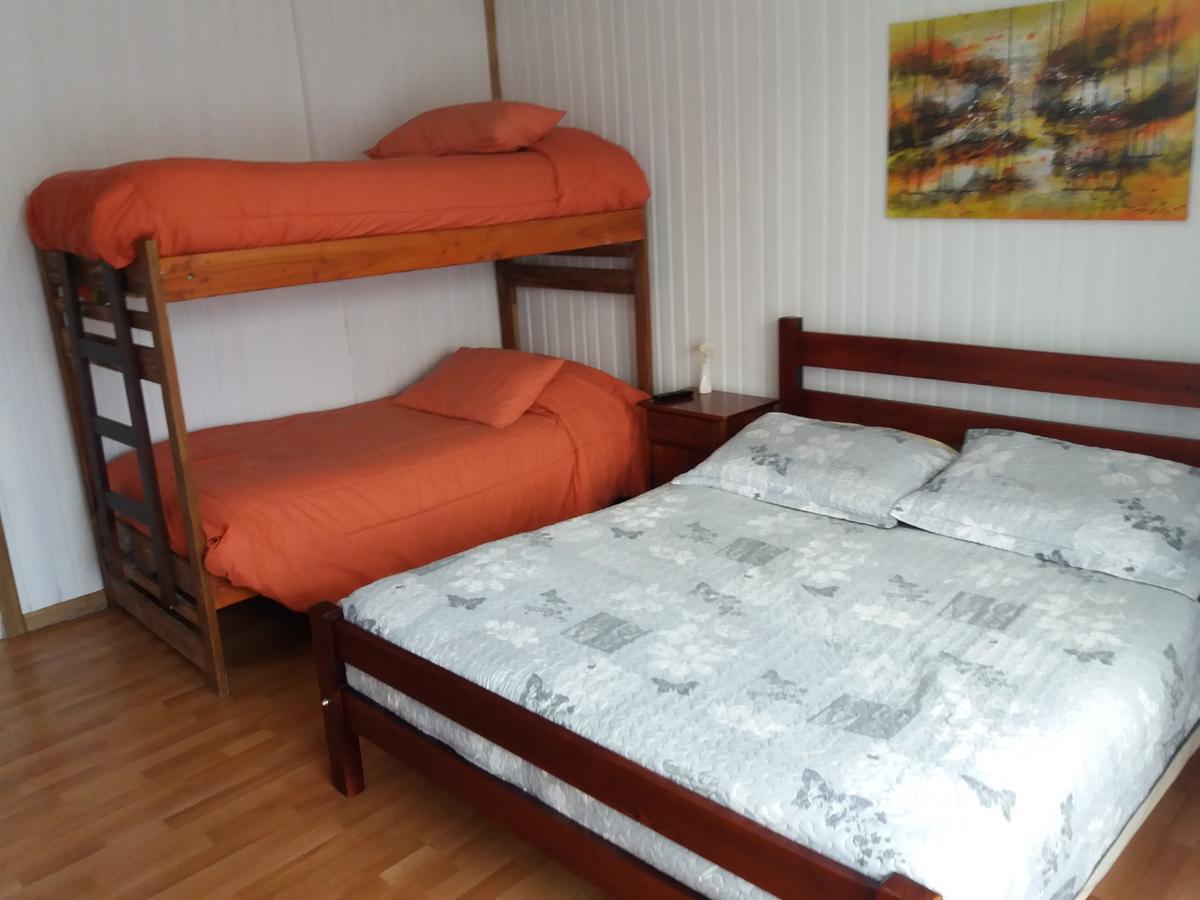Hostal Valentino ויאריקה מראה חיצוני תמונה