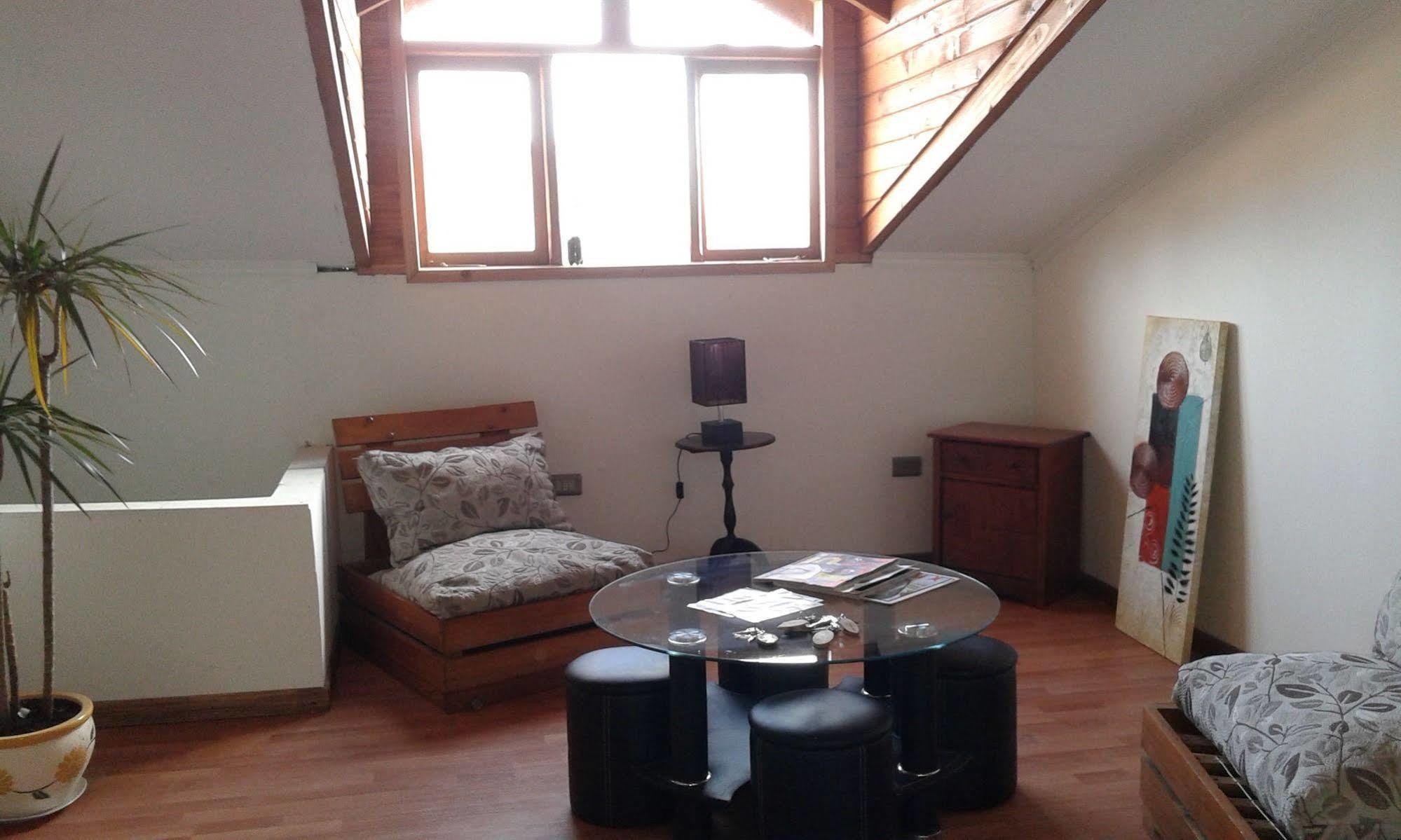 Hostal Valentino ויאריקה מראה חיצוני תמונה