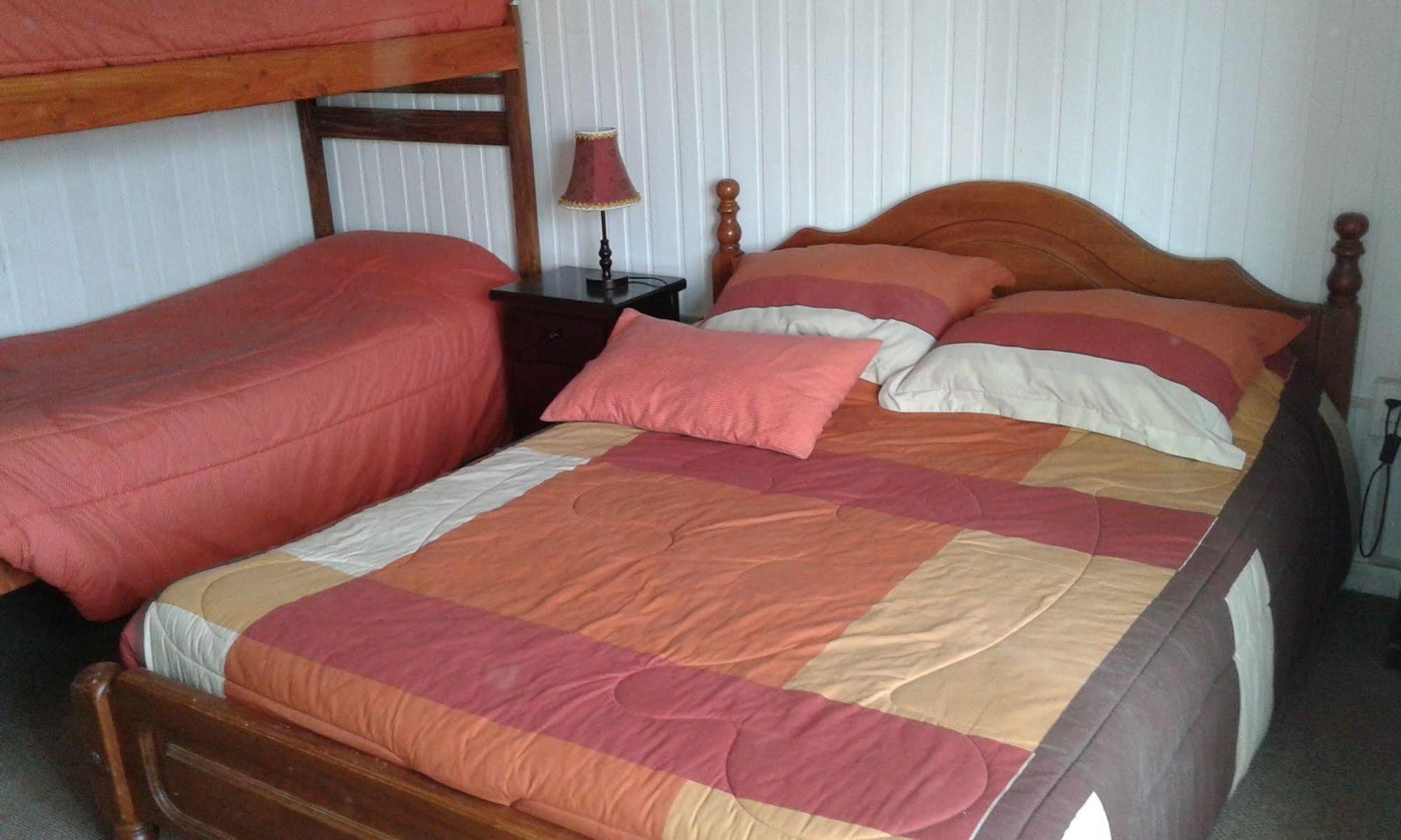 Hostal Valentino ויאריקה מראה חיצוני תמונה