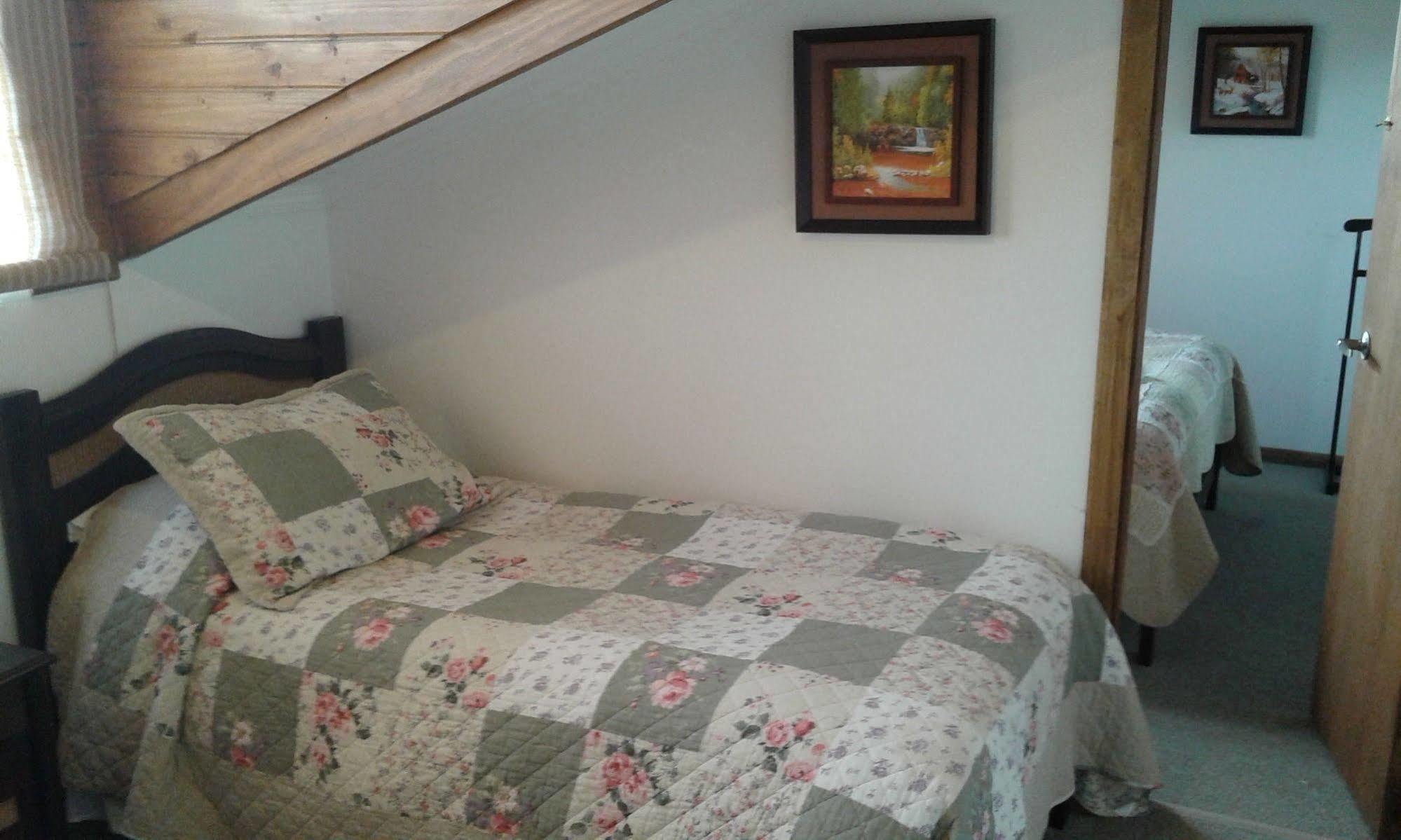 Hostal Valentino ויאריקה מראה חיצוני תמונה